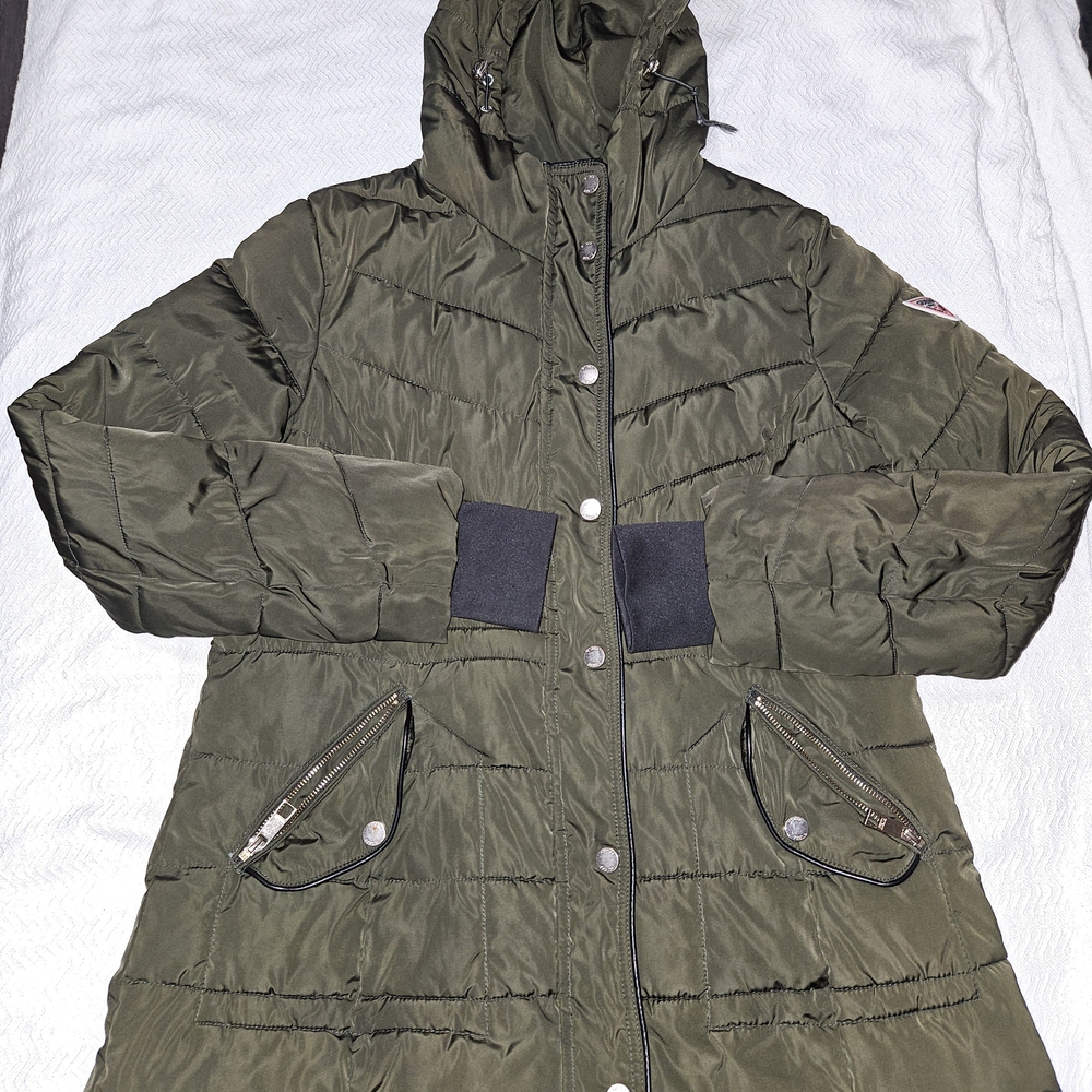 Guess Dark Green Puffer Jacket with Hood Large